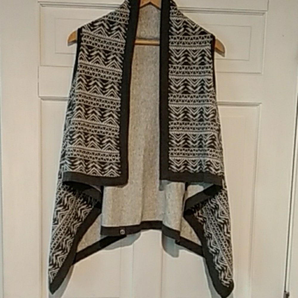 Ivivva sweater vest gray/light gray reversible